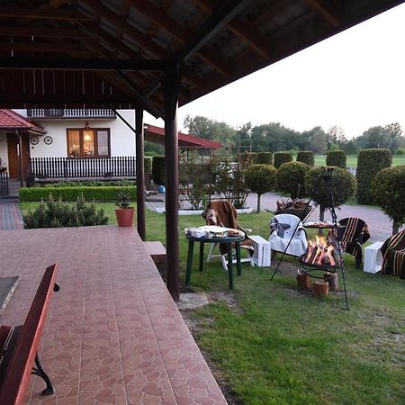 Agroturystyka Kobylnica Nad Wisla Exterior foto